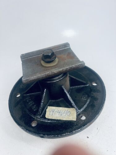 TORO Z-MASTER OUTER BLADE DECK SPINDLE 99-4640 OEM - Picture 10 of 13