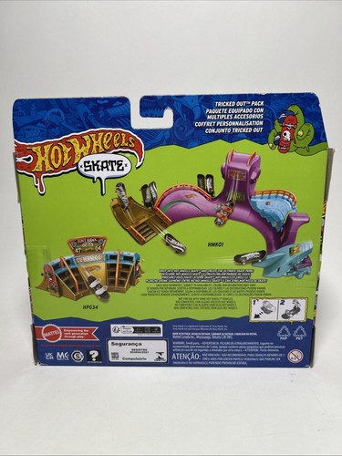 Hot Wheels Skate Tricked Out Pack Exclusive Fingerboards and Shoes Mattel NEW - Picture 2 of 5