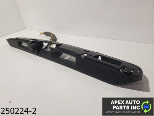 OEM 2017-2020 Nissan Pathfinder 3.5L REAR LIFTGATE MOLDING GARNISH CHROME CAMERA - Picture 2 of 6