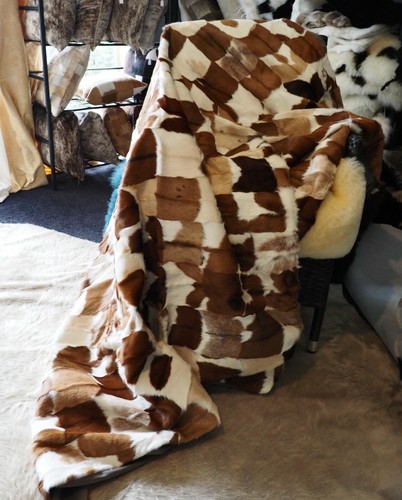A Simply Stunning 1800mm x 1600mm Super Soft Goat Skin Throw Rug - Picture 7 of 10