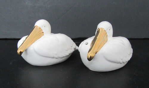 pelican salt and pepper shakers