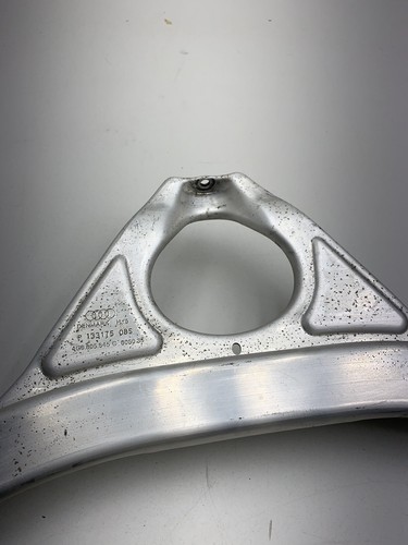 2012-2018 AUDI A6 C7 Fender Cross Brace / Bracket 4G0805645C - Picture 3 of 11