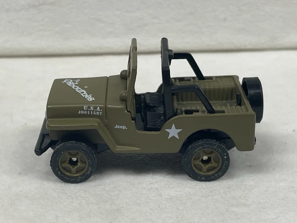 MATCHBOX MBX LOOSE RUBBER TIRES THE OSBOURNES LOT OF 4 JEEP ML 430 S500 LIMO - Image 2 of 4