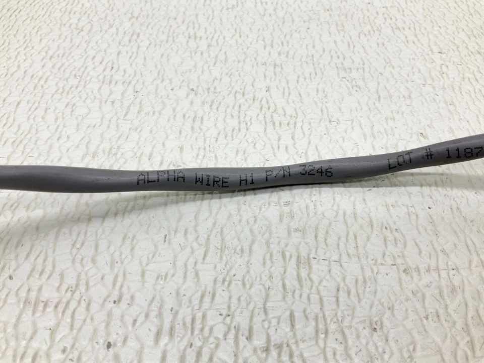 Cabo Conector Alpha Wire 3246 Novo (TSC) - Imagem 2 de 3