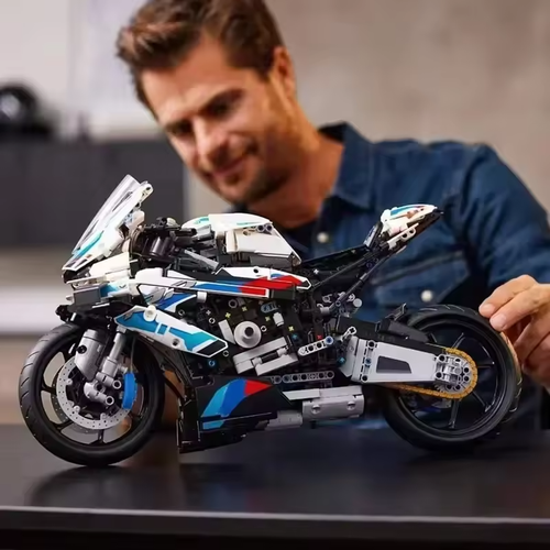 2025 New Motorcycle Building Bocks Motorcycle Model Decoration Assembly Model - Picture 3 of 7