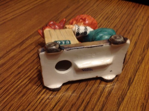 Goebel Red Head Figurine Dog in Cart #28 stamped by J P38 - Picture 5 of 5