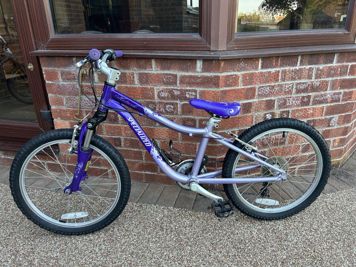 Specialized Hotrock 20 Inch Child s Bike Used Lilac And Purple eBay