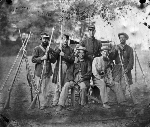 Nouvelle photo de guerre civile 11x14 : groupe de soldats non identifiés avec mousquet et baïonnette - Photo 1 sur 1