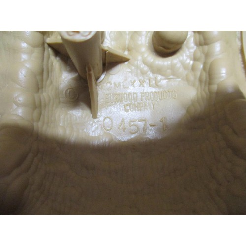 BURWOOD kitschy Brown 3 Owl Shaped Analog New Haven Quartz Decorative Clock - Picture 3 of 5