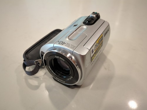 Sony Handycam Camcorder DCR-SR42 30GB HDD Digital Video - Tested And works - Picture 6 of 7