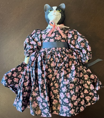 Vintage Wangs 1991 Anthropomorphic Kitty Cat Doll Sculpture 14” Figurine Plush - Picture 2 of 9