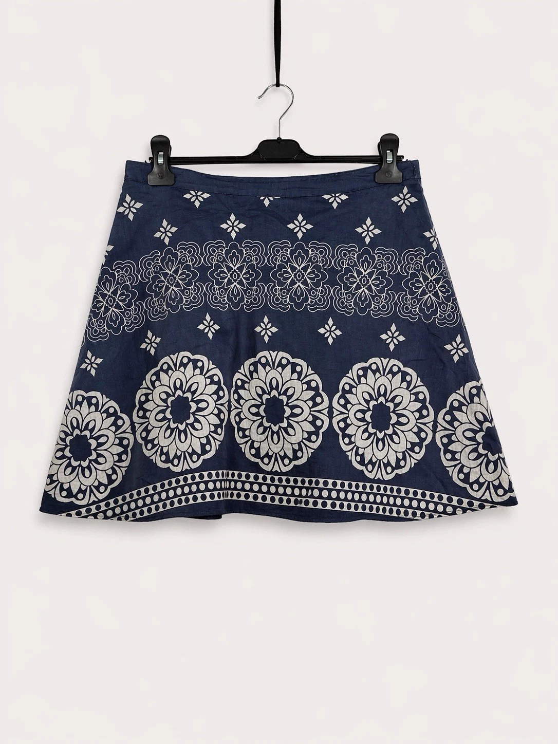 TOMMY HILFIGER Skirt - UK8 - Navy - Floral - Great Condition- Women’s