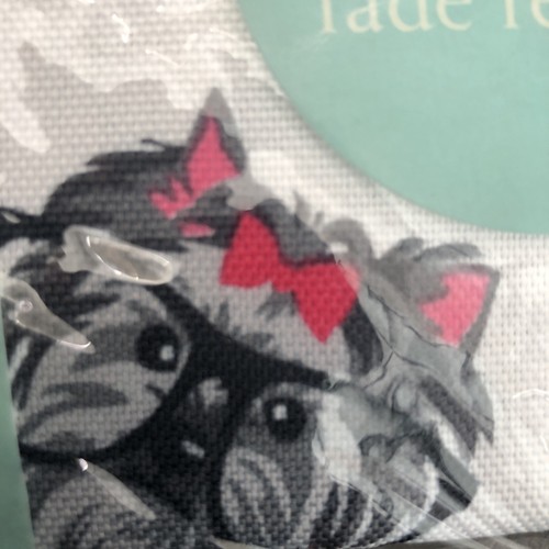 New Cynthia Rowley Indoor Outdoor Tablecloth Bulldog Corgi Pug Chihuahua Round - Picture 5 of 8