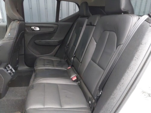 2024 Volvo XC40 2.0 B4P Ultra Dark 5dr Auto ESTATE PETROL Automatic - Picture 6 of 12