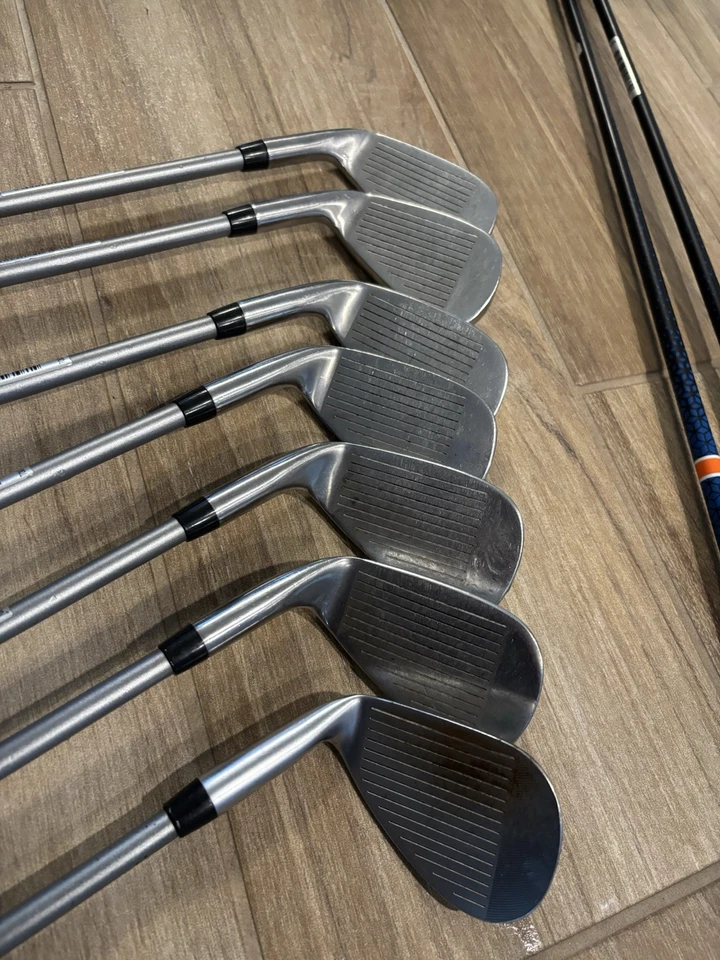 TS5-51 11 Club Stand Set Grafito, Negro/Blanco Bolsa Derecha Foto 2 de 4