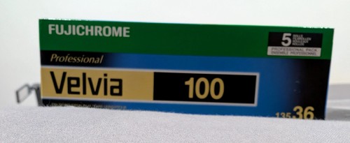 FUJI Fujifilm Velvia 100 36exp 135 35mm [5Rolls] [Expired=2019/03] - Picture 5 of 6