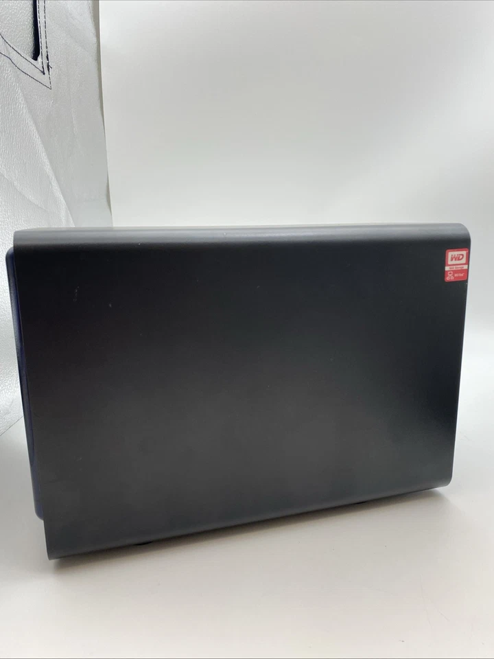 Drobo 5D (DRDR5-A) 5-Bay Direct Attached Storage DAS – USB 3.0 + Thunderbolt 2 - Image 4 of 4