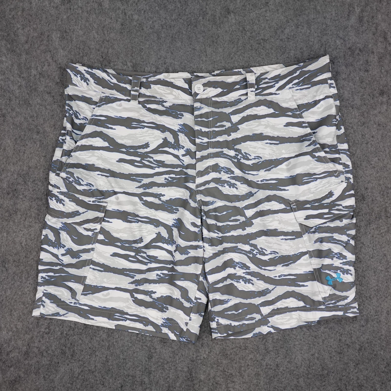 Under Armour Cargo Shorts Mens 44 Golf Tiger Stripe Camo Performance Fishing