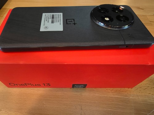 OnePlus 13 Black 16GB 512GB Black Unlocked Great Condition Original Accessories - Photo 4 sur 10