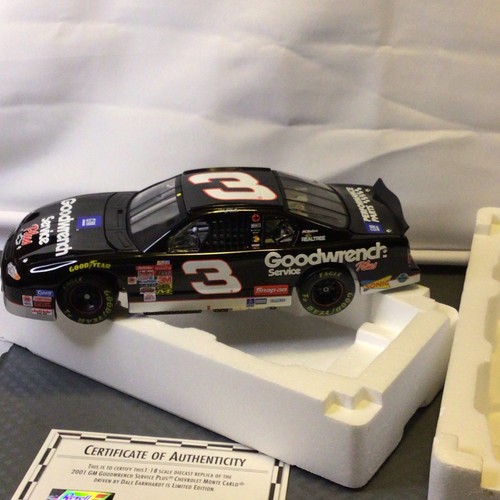 2001 REVELL COLLECTION DALE GAINHARDT DIE CAST CAR 1:18-SCALE, NEW IN THE BOX - Bild 8 von 12