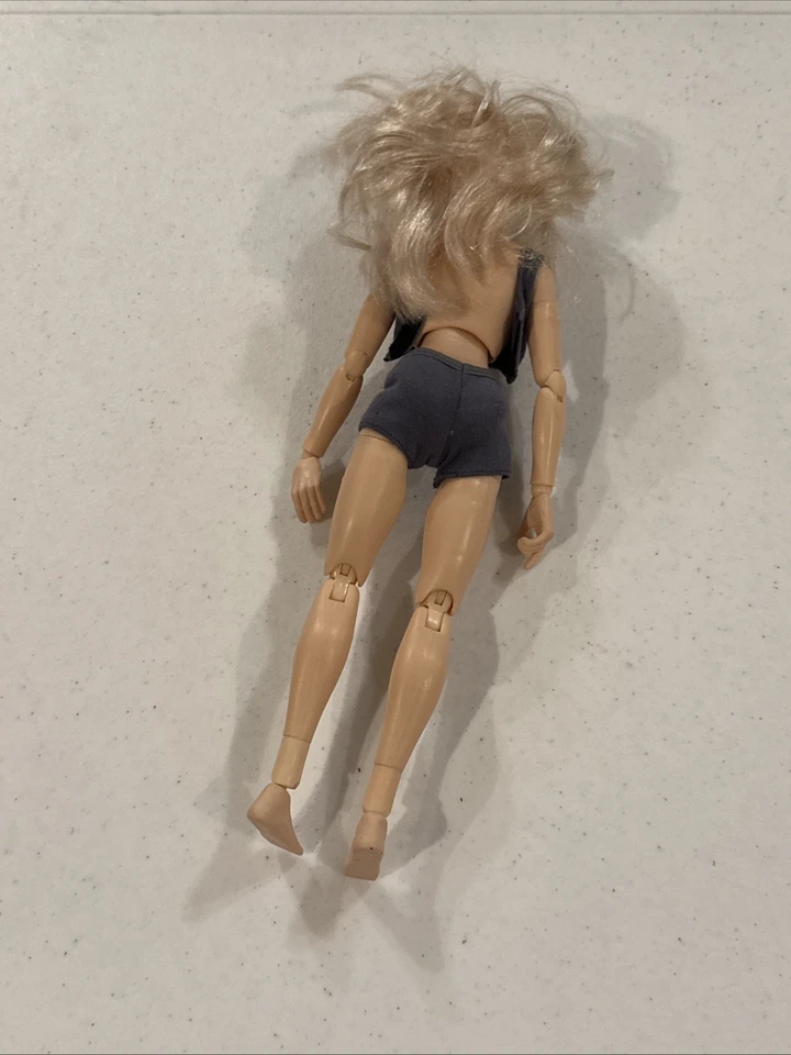 🔥CY GIRLS CUERPO PERFECTO 12 pulgadas BBI EDICIÓN RUBIA SUPER RARA Foto 4 de 4