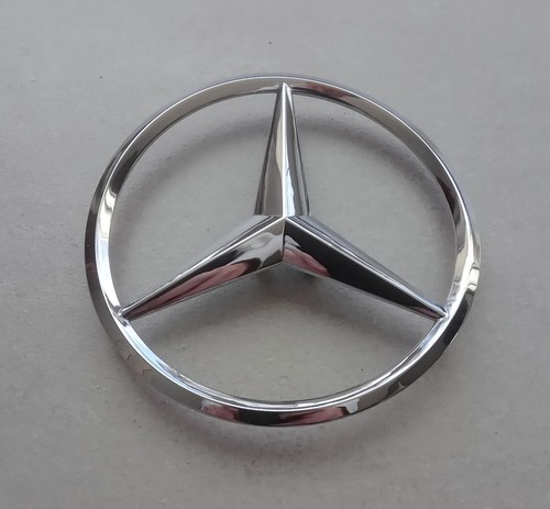 Logo Emblème Mercedes Étoilé Chromé Brillant coffre 80mm W176 W177 Classe A - Foto 3 di 4