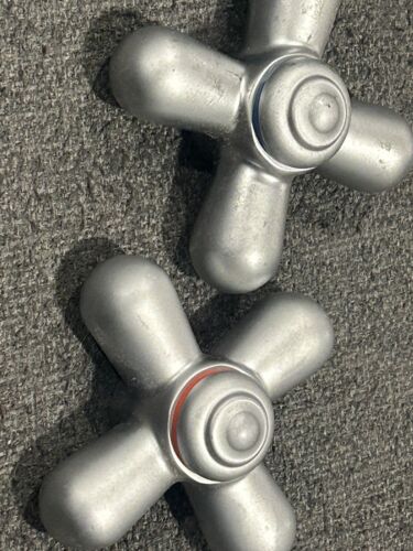 Moen Monticello large handles inserts cross handle Silver Finish And Comes As - Picture 3 of 6