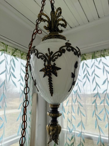 Lampada Swag Vintage anni 60 Hollywood Regency Ottone Vetro Oro Forma Uovo - Foto 18 di 24