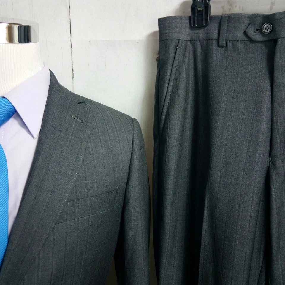 Ferrecci Uomo Super 150's Italian 36R Slim Gray Stripe 2pc Suit 30x28.5 FF - Image 2 of 4