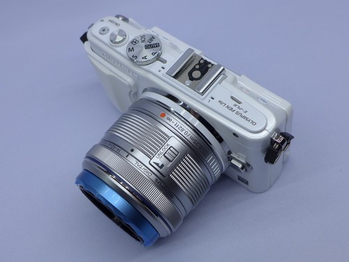 OLYMPUS PEN Lite E-PL6 16.1MP / m.zuiko 14-42mm /Mirrorless Digital Camera White - Picture 8 of 24