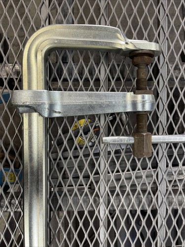 Bessey 7200S-36 36 In Bar Clamp, Tempered Drop-Forged Steel Handle And 8 In - Picture 2 of 6