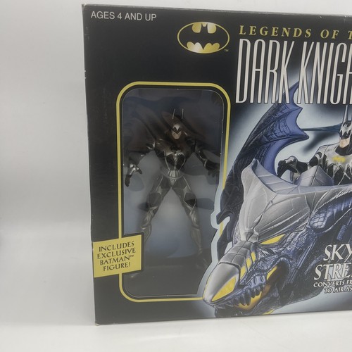 Batman Legends of the Dark Knight Skywing Street Bike Ex Figure 1996 Kenner - Picture 2 of 8