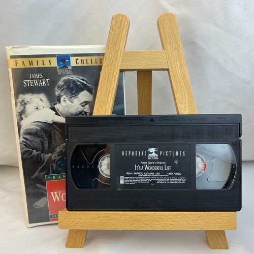 It's A Wonderful Life Clamshell VHS - Starring James Stewart - Picture 3 of 4