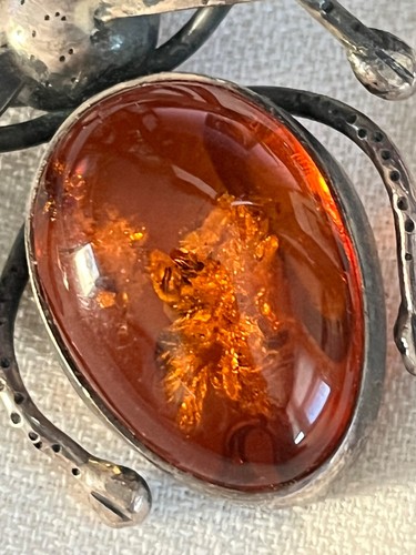 "Huge" Sterling Silver Bee Pin Brooch /Pendant Amber Trapped Insects - Picture 6 of 12