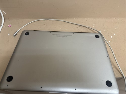 Apple Macbook Pro Model A1278 Laptop 13" Silver With Original Accessories OEM - Picture 9 of 10