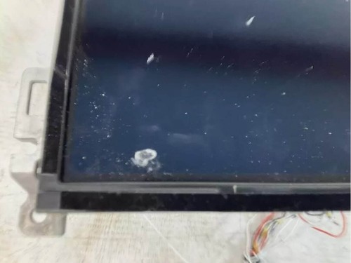 18-19 Chrysler 300 Audio Equipment Radio Display B - Picture 4 of 11