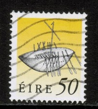 Ireland Eire 1990 SG761 50p black and lemon Definitive Used