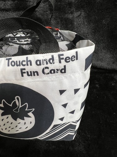 Baby Touch & Feel Soft Flash Cards Made Of Washable Fabric Visual Puzzle NWOT - Picture 3 of 17