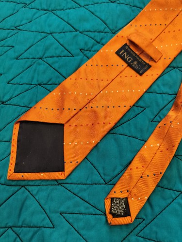 Specially Made for ING Men's 100% Silk Novelty Necktie Orange Lions 58" - Picture 2 of 3