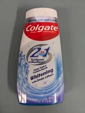 Colgate 2 in 1 Toothpaste & Mouthwash, Whitening with Stain Lifters, 4.6 oz
