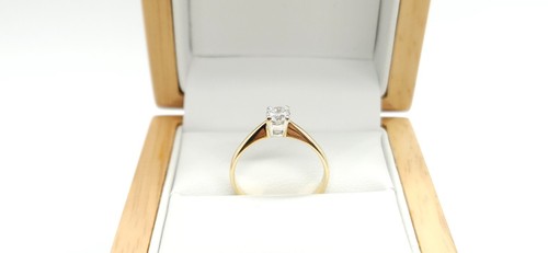 18ct Gold 0.35ct Diamond Solitaire engagement ring, UK size O - Picture 4 of 15