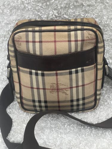 Bolso bandolera Burberrys Haymarket recubierto a cuadros de lona y cuero - Imagen 2 de 18