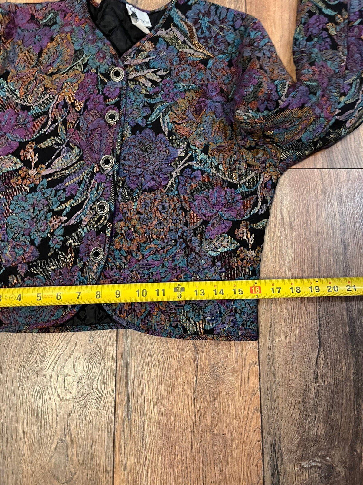 Picture 7 of 12