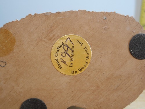 Vtg Pecan Shell  Santa Wood World Hand Painted 6.5" high - Picture 6 of 6