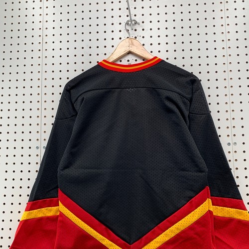 VTG Athletic Sewing Co Blank Hockey Jersey Youth Medium Black Red USA 18.5x25.5 - Picture 13 of 13