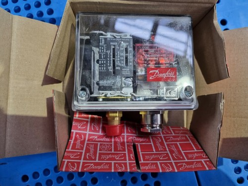 DANFOSS 060-315766 PRESSURE SWITCH (RS2.2B3) - Picture 2 of 3