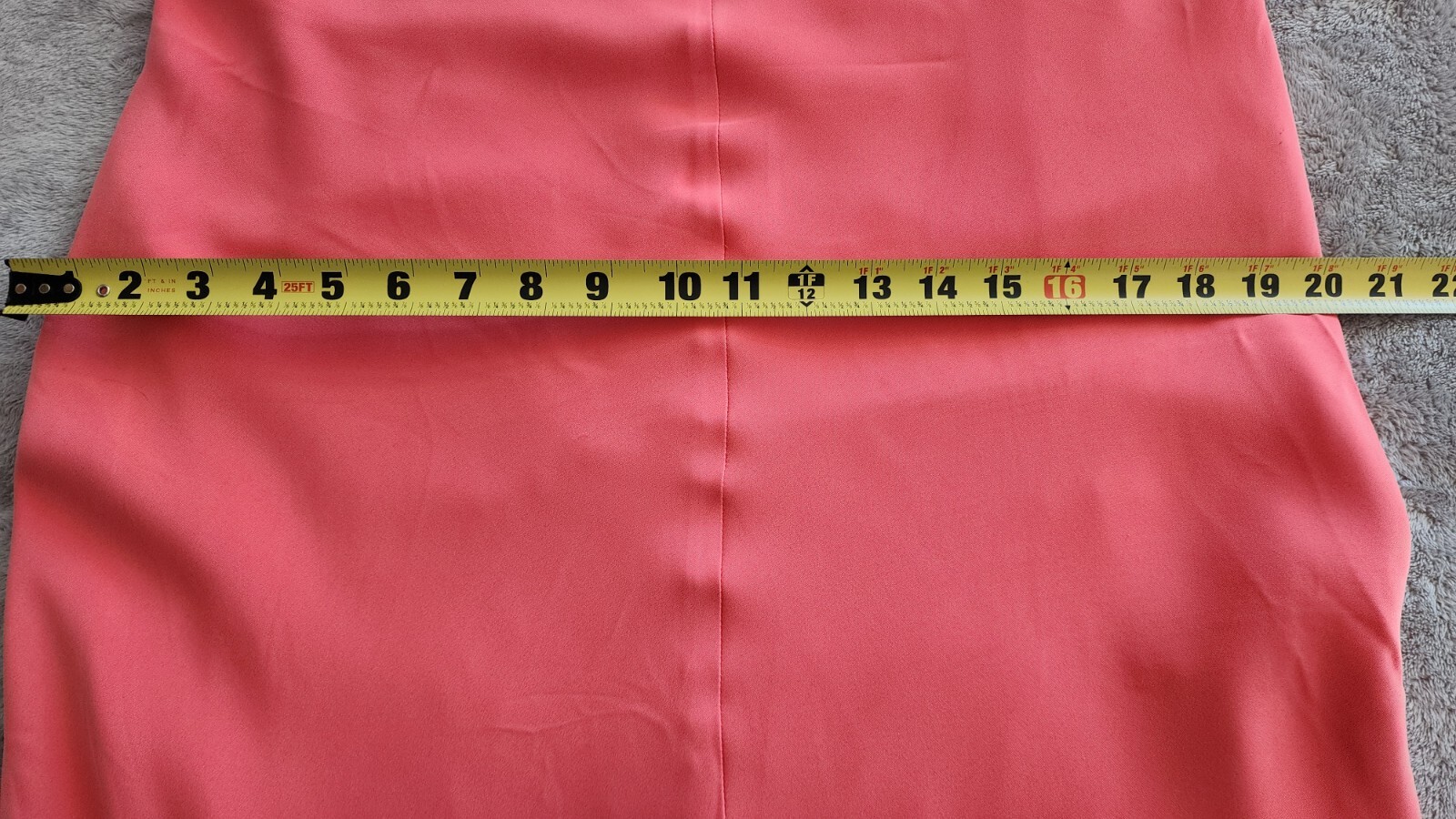 Foto 9 di 12