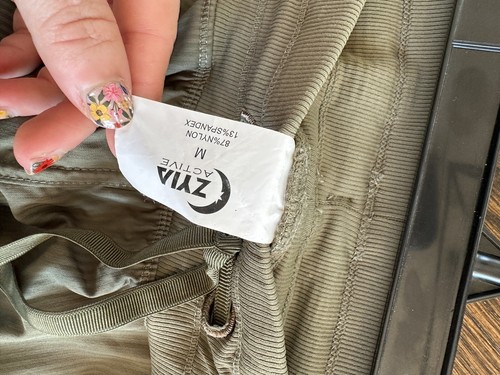 Zyia Active Green Striped Jogger Pants Women's Size M - Picture 6 of 7