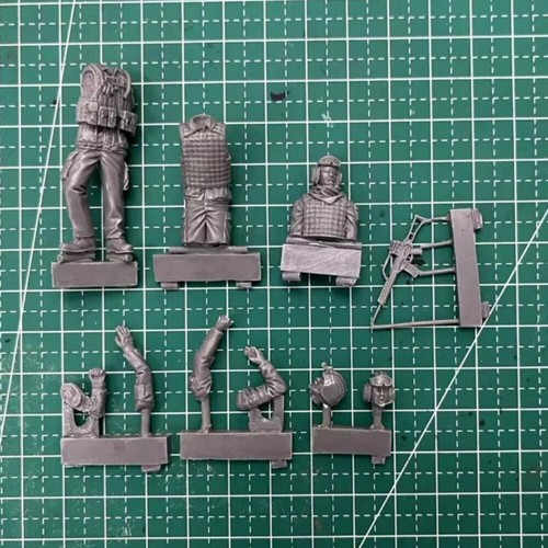 Kit modelo resina 1/35 3 piezas soldados alemanes modernos (sin tanque) sin pintar - Imagen 3 de 3