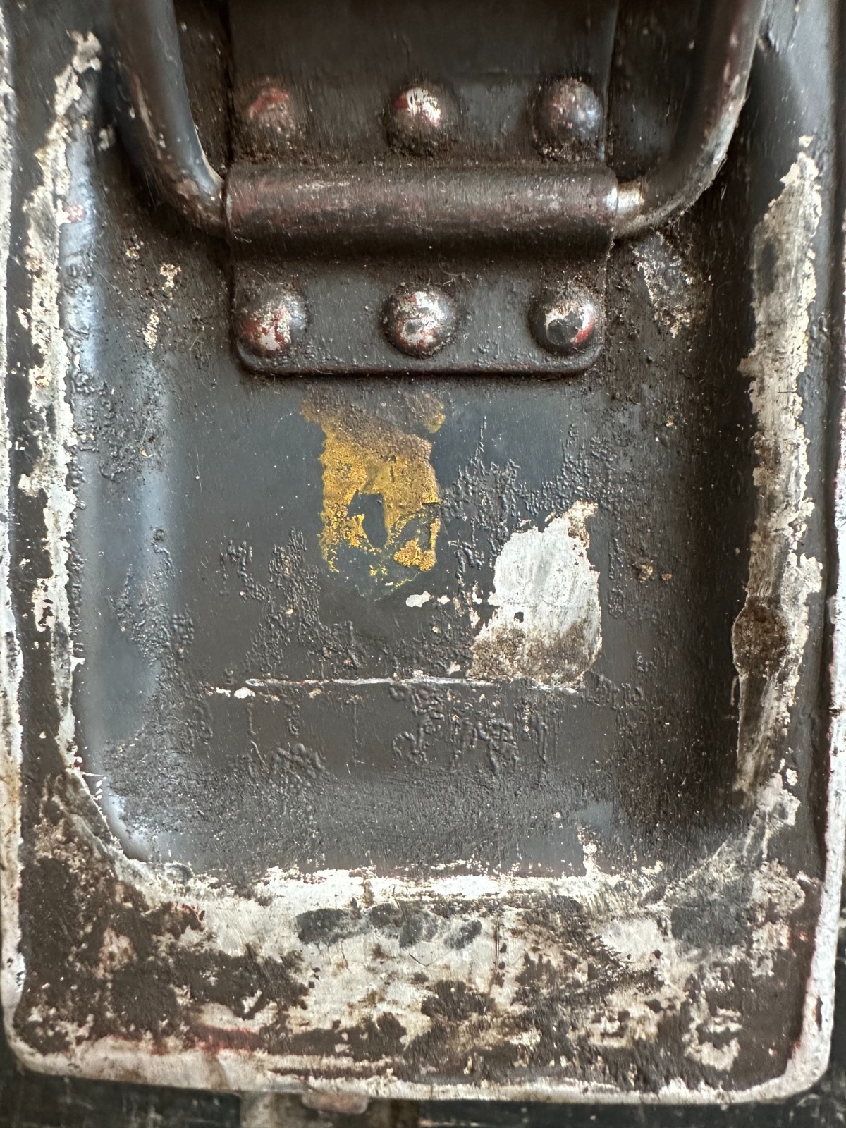 Picture 4 of 24